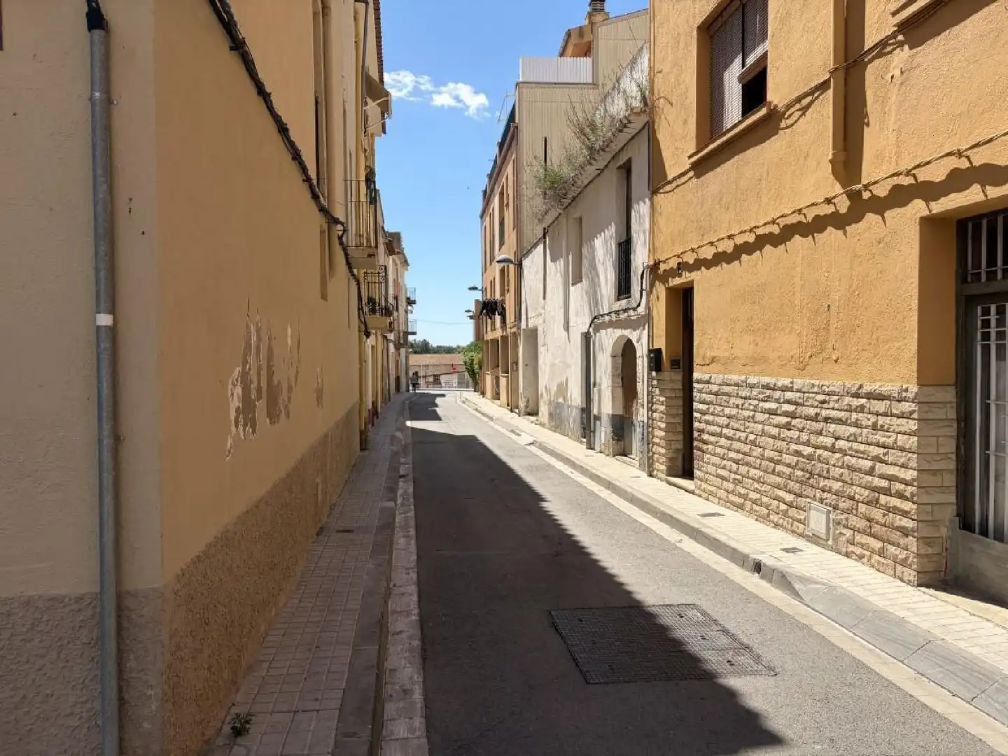 Vista exterior de Pis en venda en La Pobla de Montornès   amb Terrassa