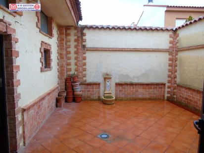 Terrace of Single-family semi-detached for sale in Alcázar de San Juan  with Air Conditioner, Terrace and Balcony