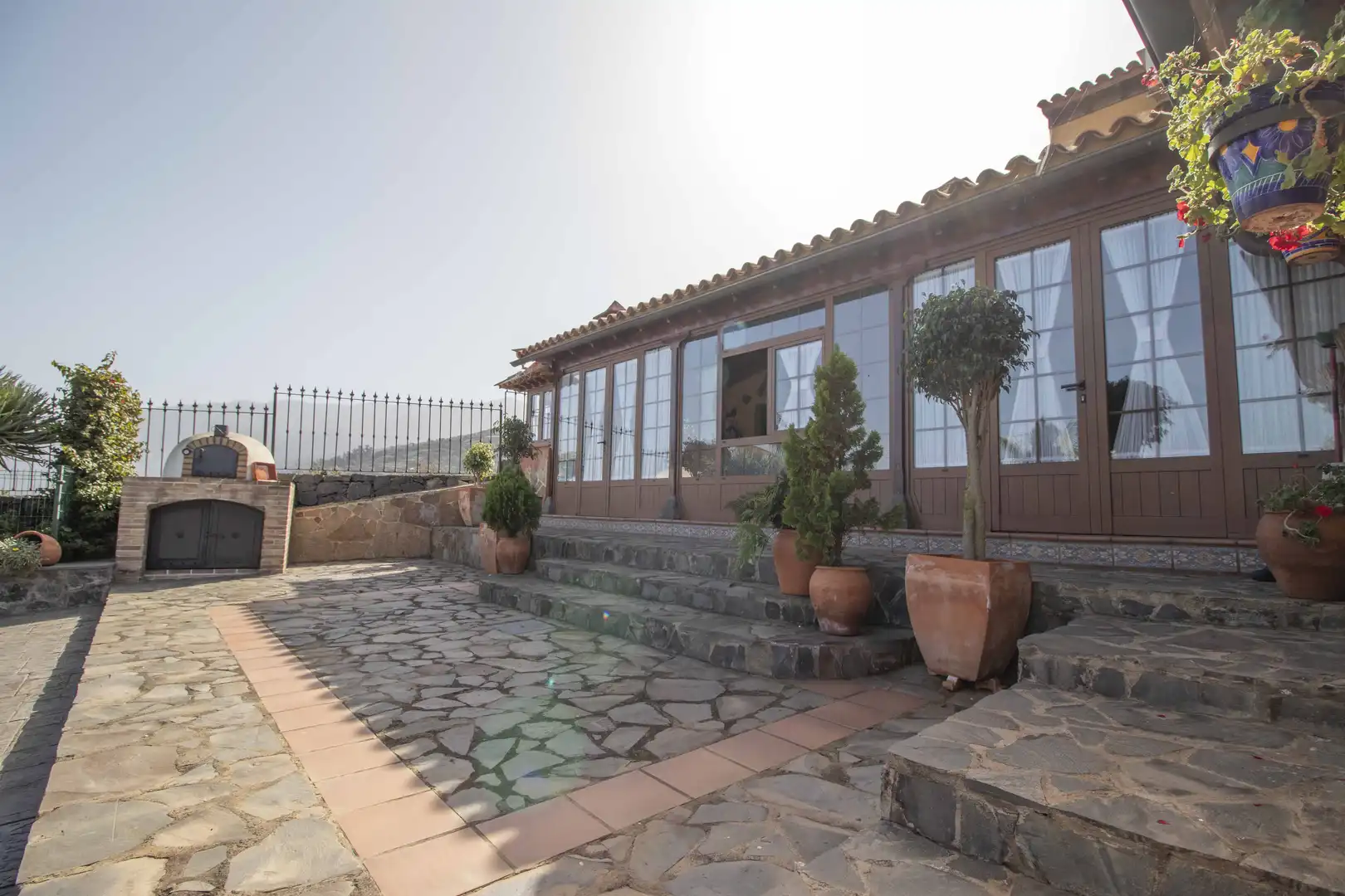 Vista exterior de Casa o chalet en venta en Los Realejos con Jardín privado, Terraza y Trastero