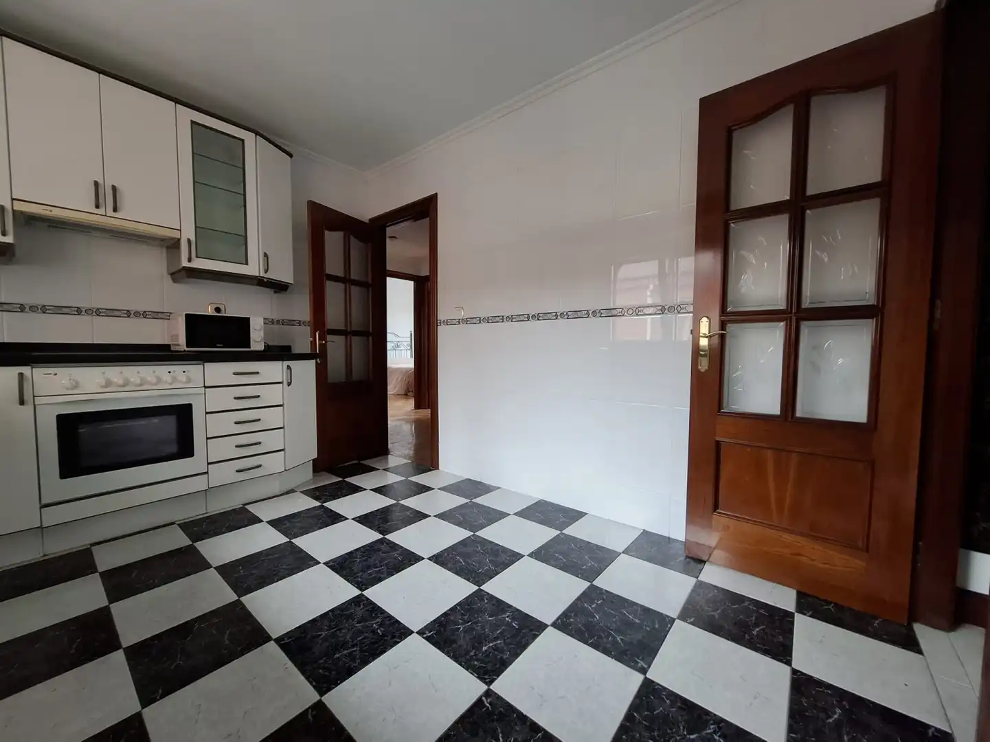 Küche von Wohnung zur Miete in Gijón  mit Heizung und Parkett