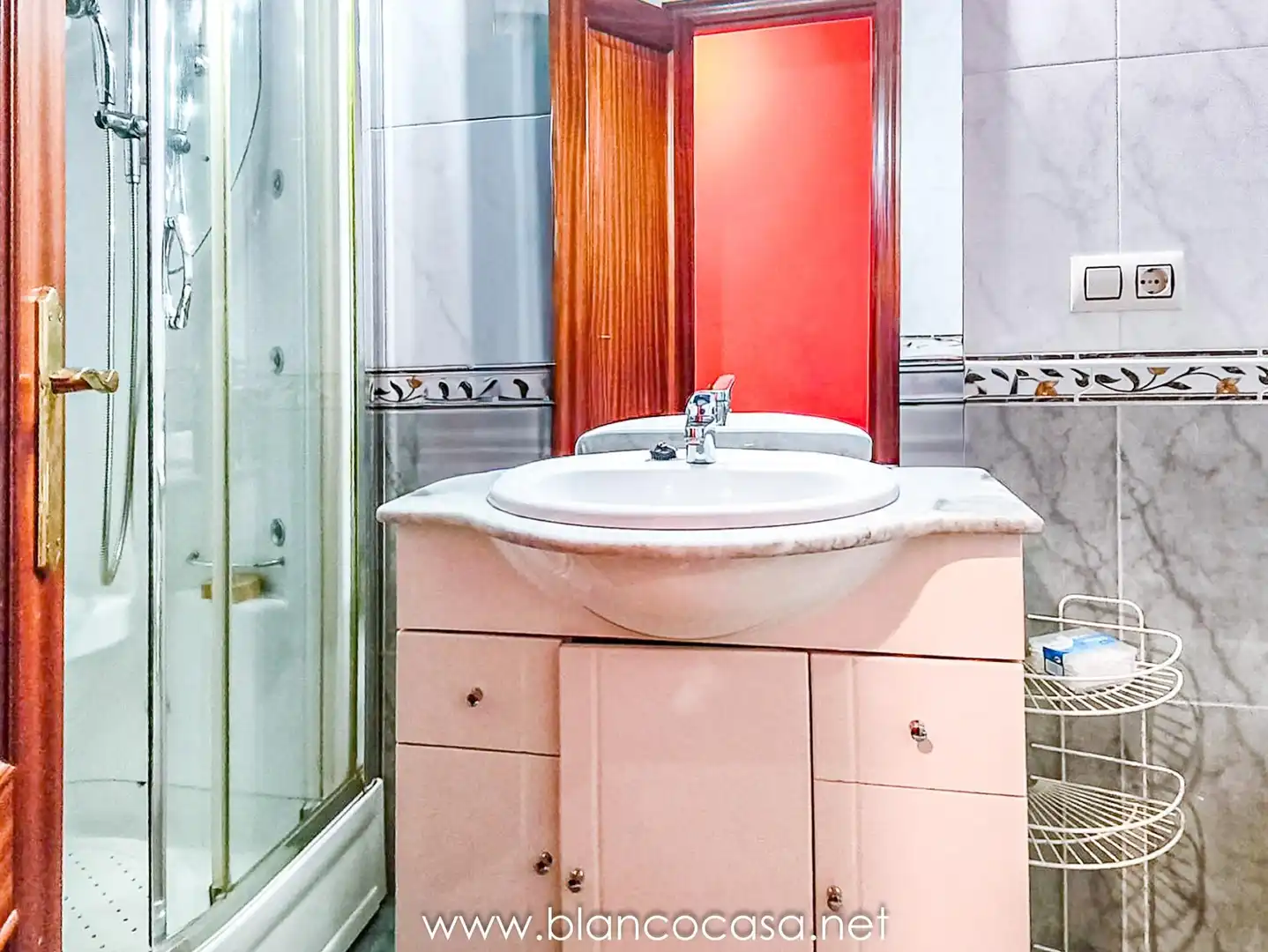 Baño de Piso en venta en Carballo con Balcón