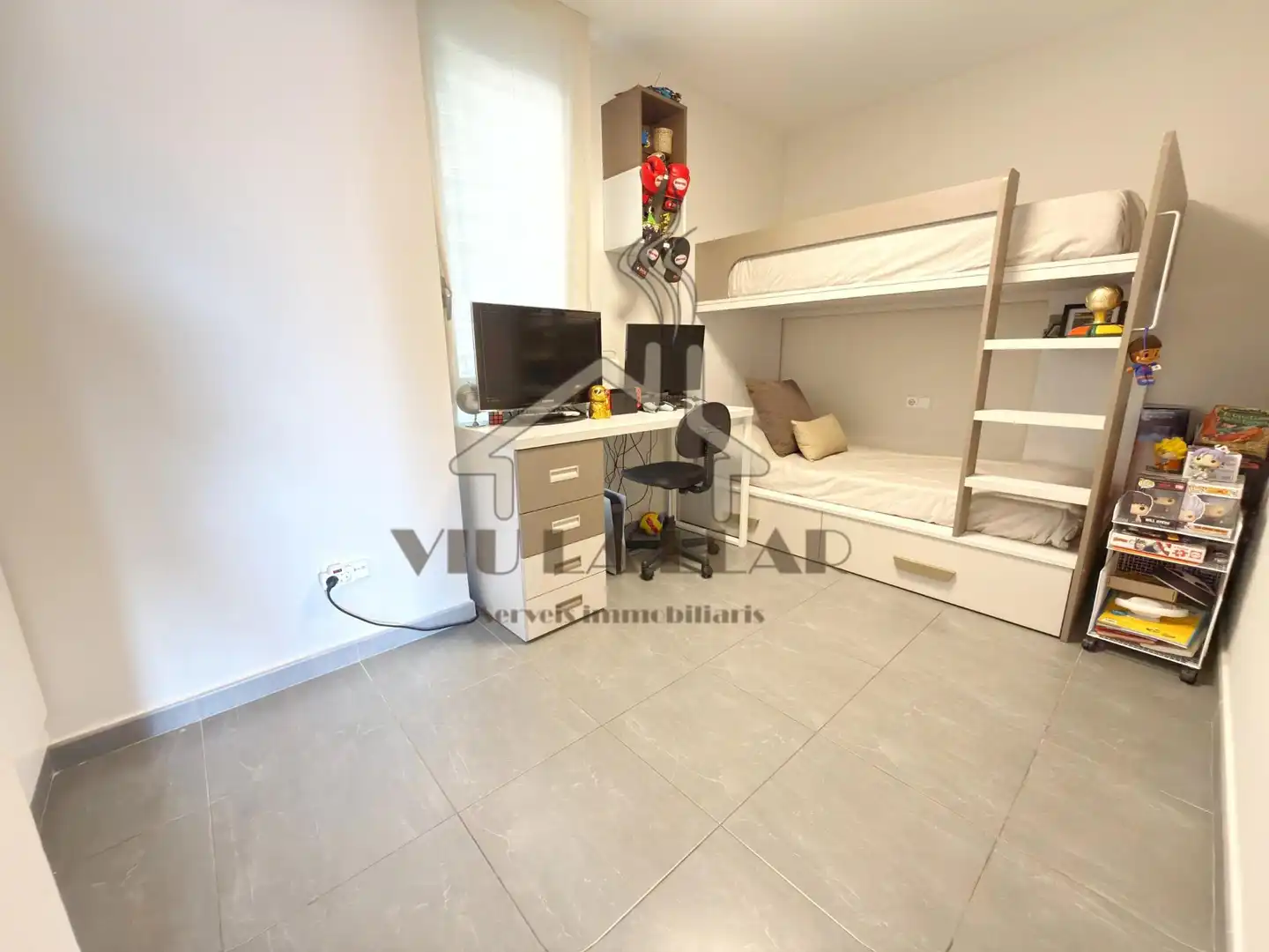 Bedroom of Flat for sale in Mataró  with Air Conditioner, Heating and Storage room