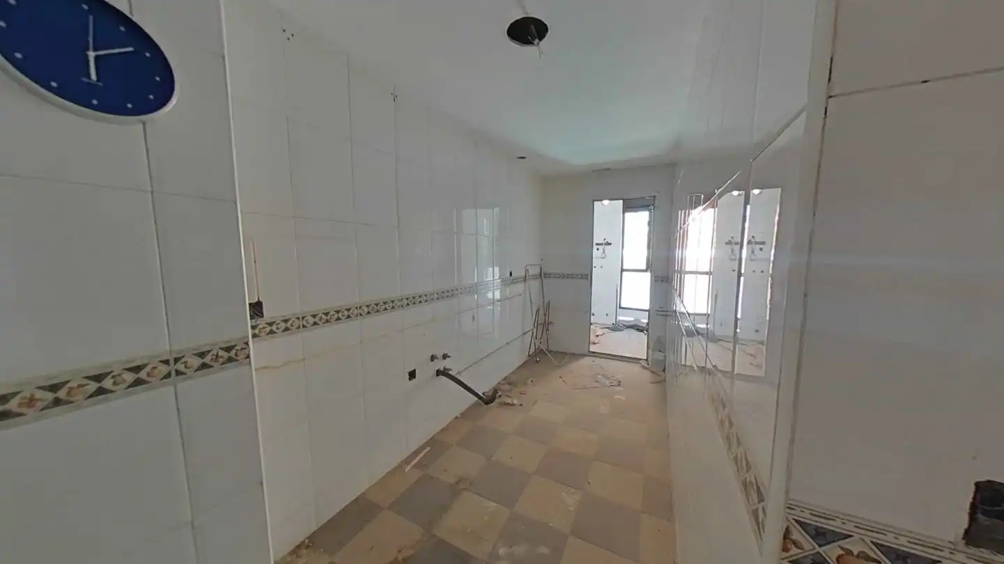 Bathroom of Flat for sale in Puertollano  with Swimming Pool