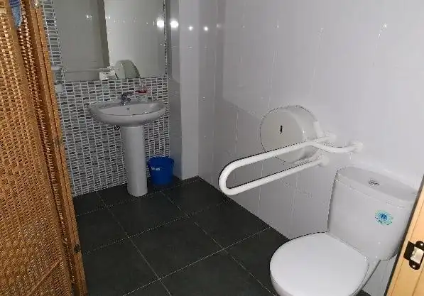 Bathroom of Office for sale in Huesca