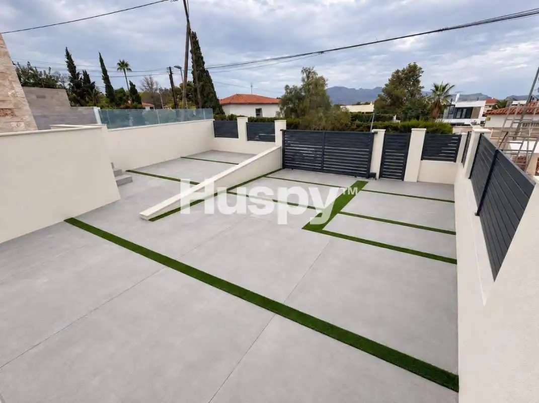 Casa amb terrassa en venda a Carrer Cap Roig, imagen 5