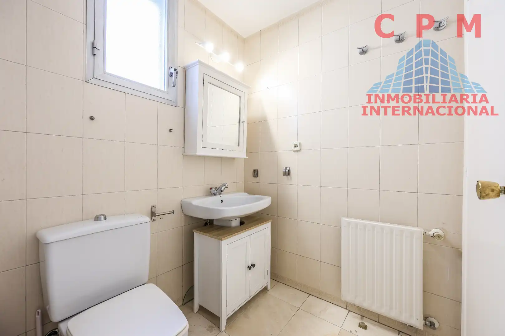 Badezimmer von Wohnung zur Miete in Madrid mit Klimaanlage, Heizung und Parkett