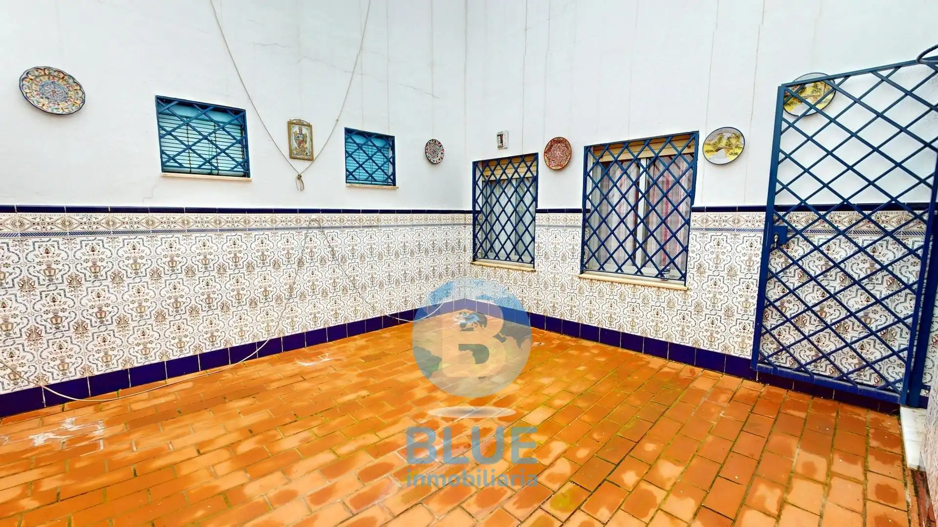 Exterior view of Houses for sale in Córdoba  with Air Conditioner, Heating and Terrace