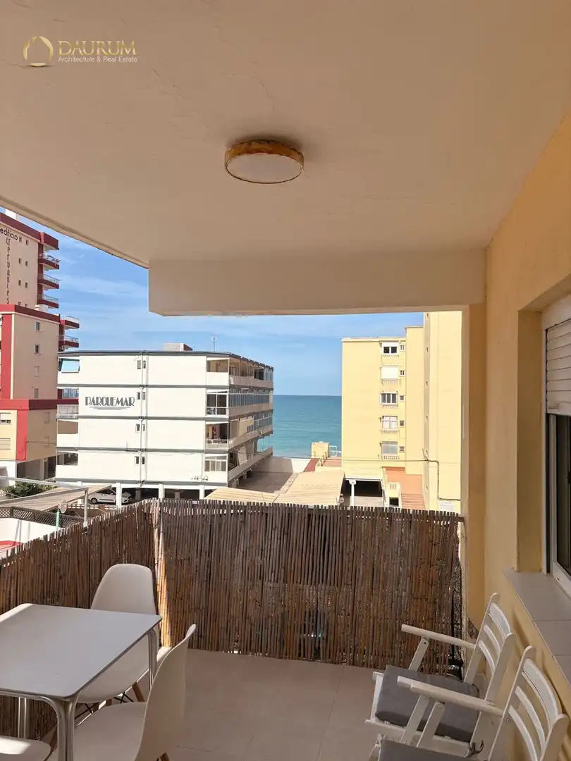 Terraza de Piso en venta en Tavernes de la Valldigna con Terraza y Amueblado