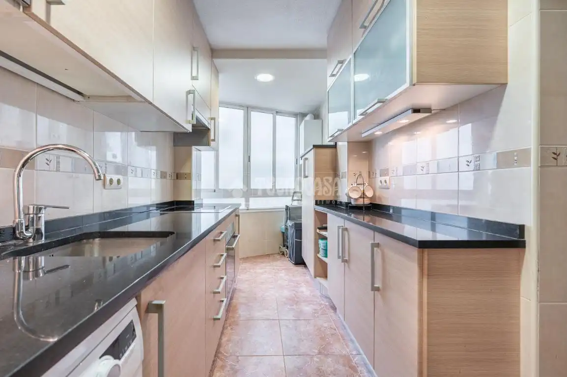 Cocina de Piso en venta en Madrid con Trastero