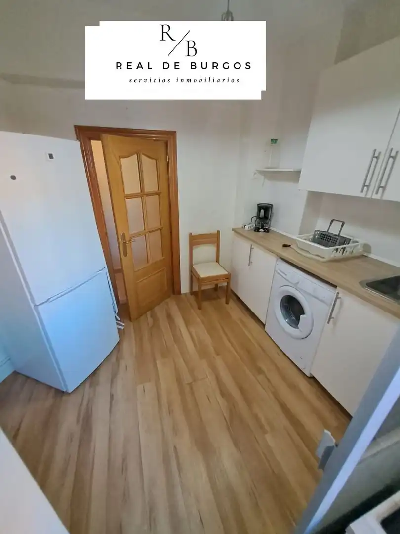 Kitchen of Flat for rent in Valladolid  with Heating, Terrace and Furnished