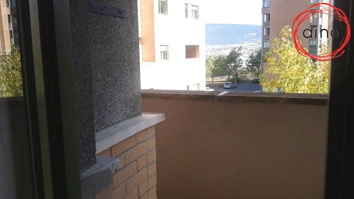 Terraza de Piso de alquiler en Barañáin / Barañain con Calefacción, Terraza y Trastero