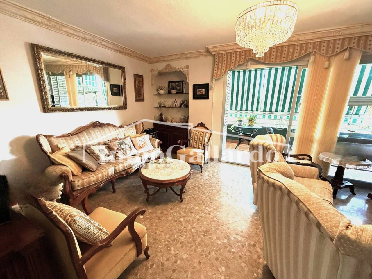 Sala d'estar de Pis en venda en Málaga Capital amb Aire condicionat, Terrassa i Moblat