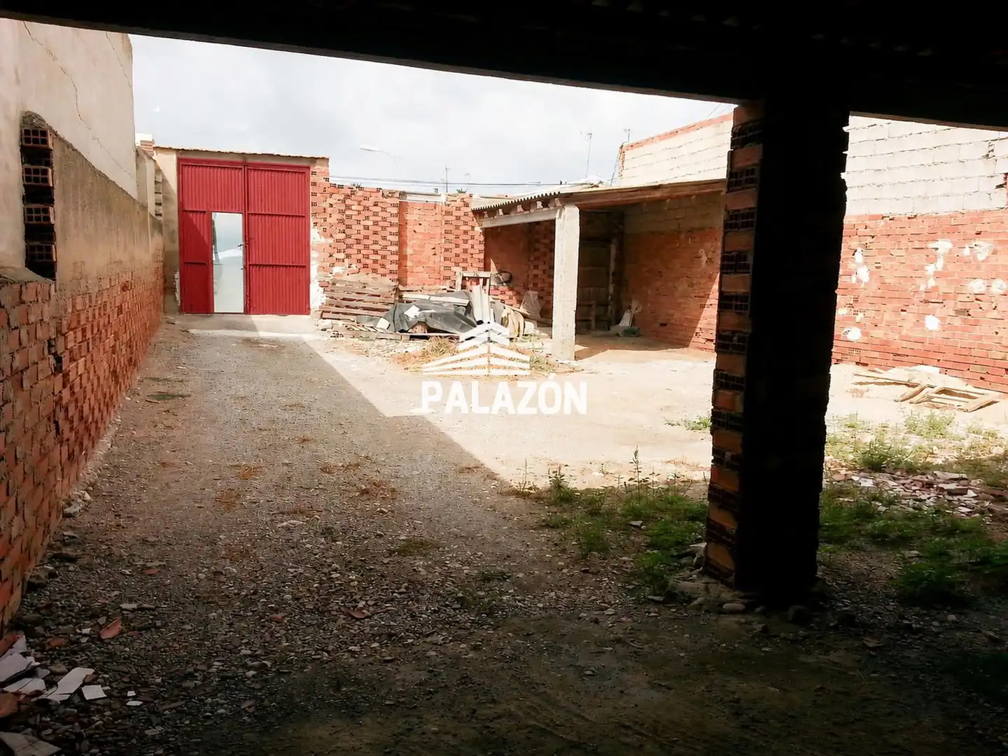 Terreny industrial en venda en Catral