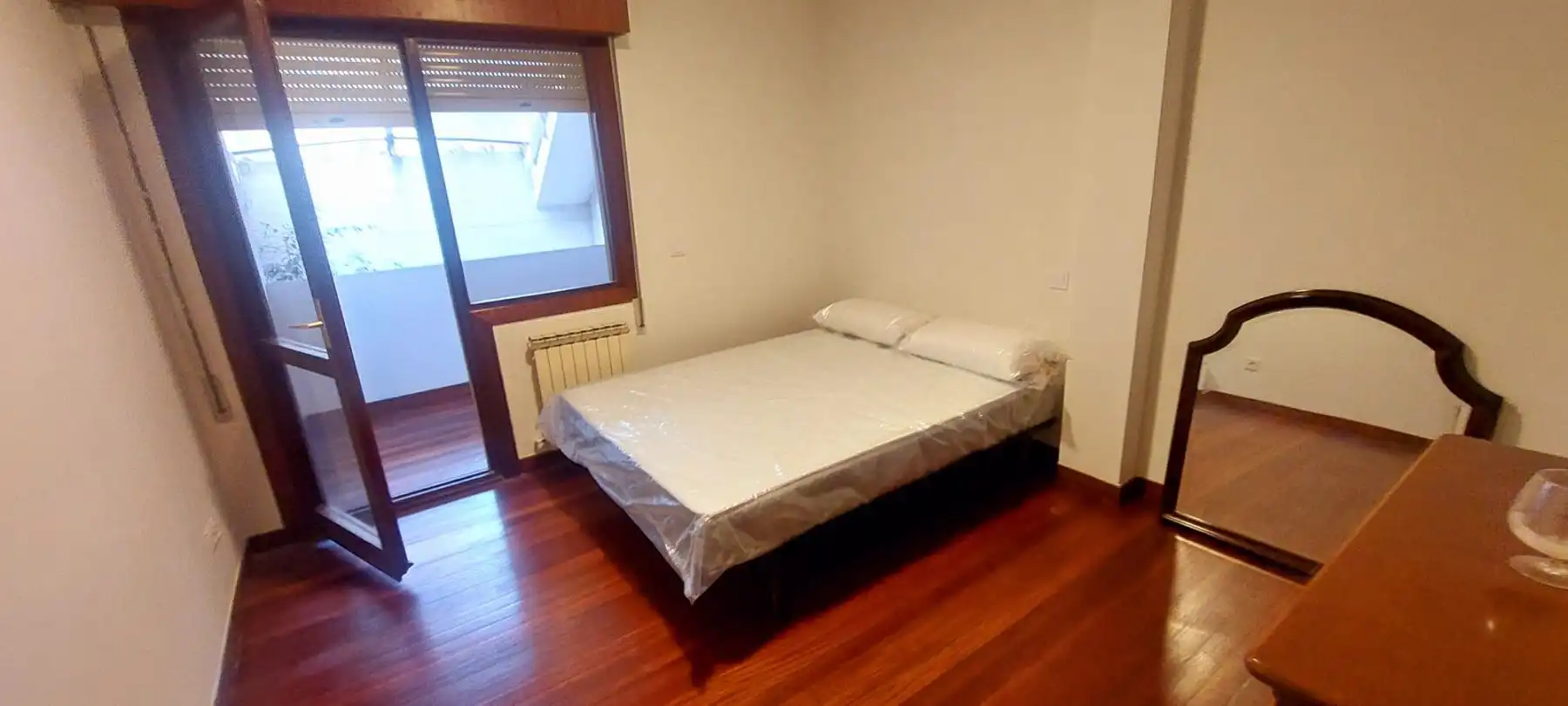 Schlafzimmer von Maisonette zum Verkauf in Santander mit Heizung und Abstellraum