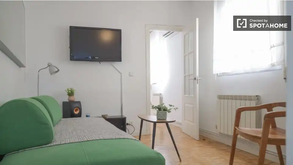 Appartamento con terrazza in affitto a Centro, imagen 2