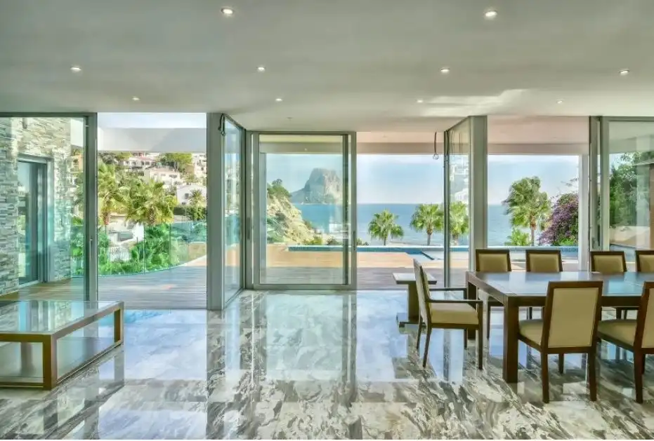 Villa con piscina in vendita a Canuta