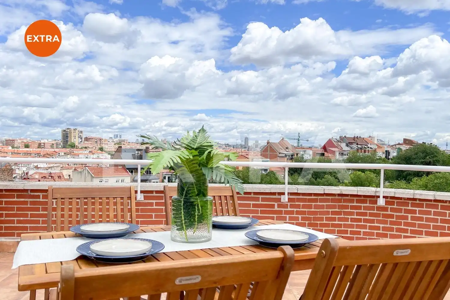 Terraza de Dúplex en venta en Madrid con Calefacción y Parquet