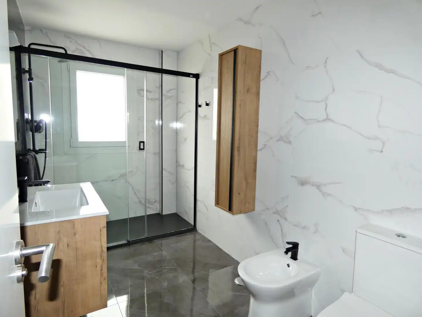 Badezimmer von Wohnung zum Verkauf in Gualchos mit Möbliert