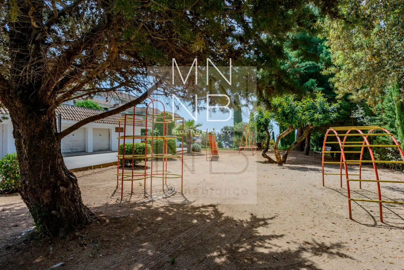 Außenansicht von Wohnung zur Miete in Sant Vicenç de Montalt mit Klimaanlage, Heizung und Terrasse