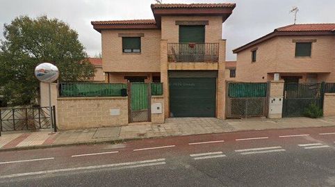 Vivienda  162 m  4 hab. en Mora  Ocupado