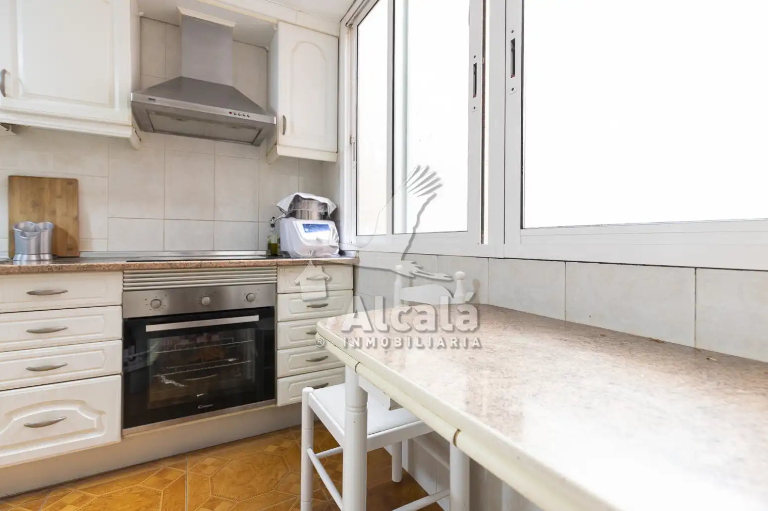 Cocina de Piso en venta en Alcalá de Henares con Calefacción, Terraza y Trastero