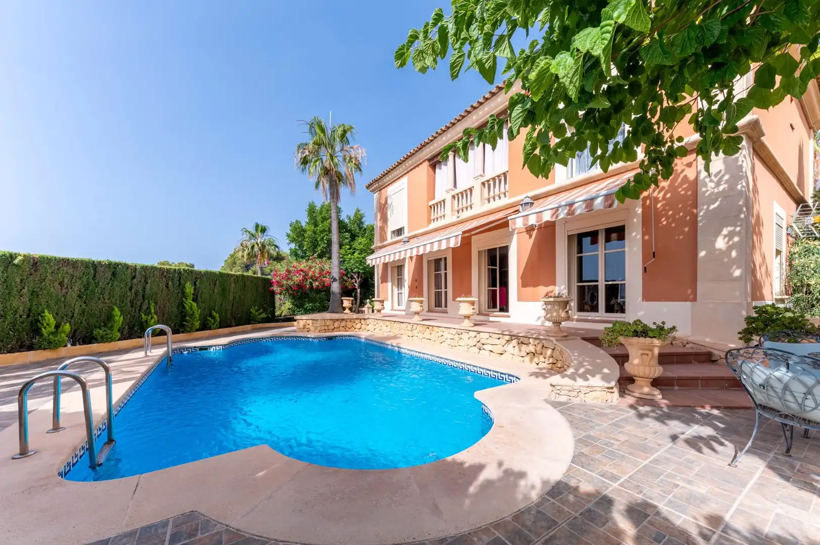 Villa mit Terrasse zum Verkauf in Golf Bahía, imagen 3