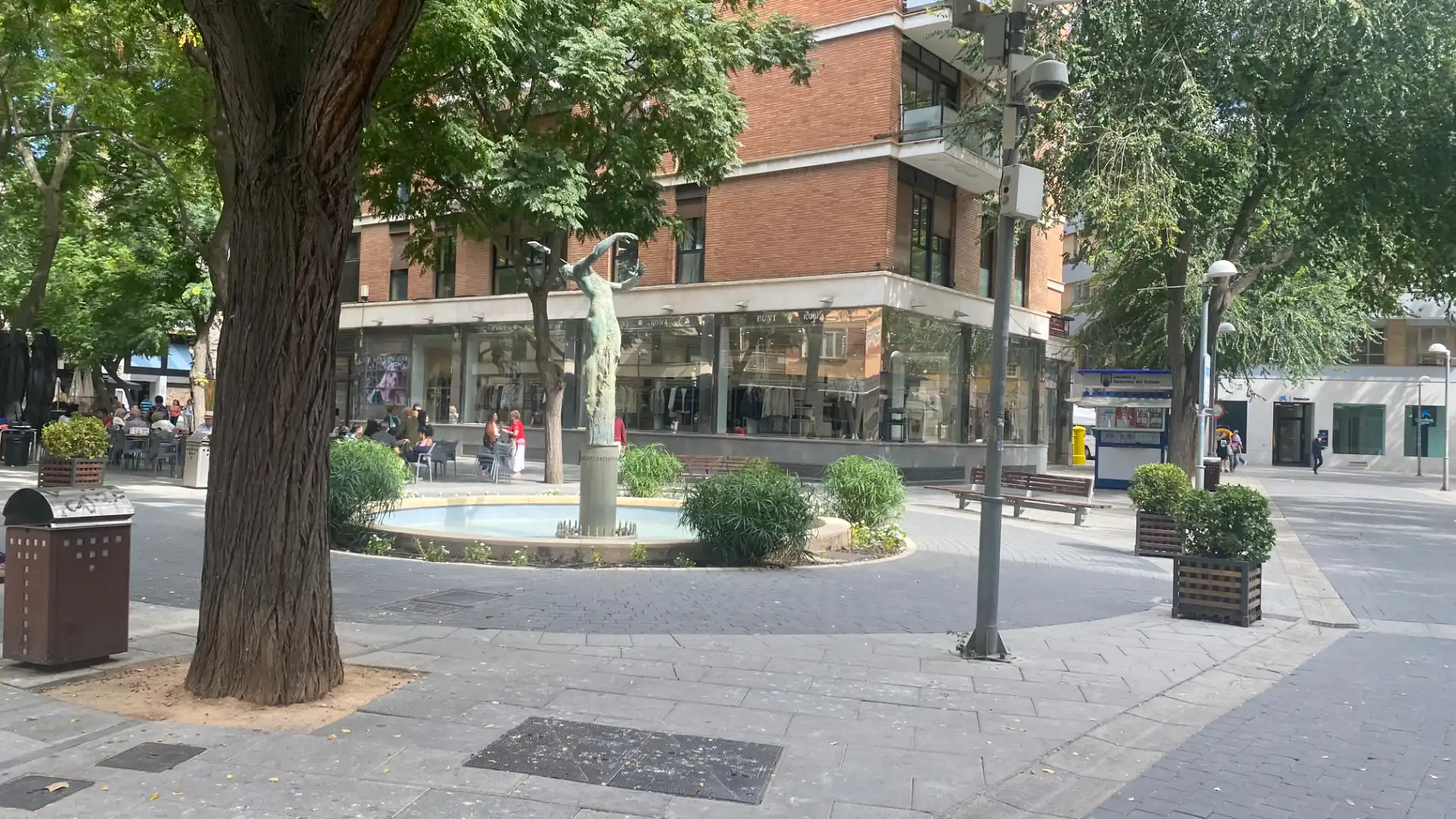 Vista exterior de Local de alquiler en Ciudad Real Capital con Parquet