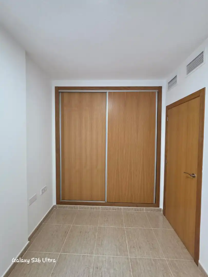Habitación de Casa o chalet de alquiler en Albatera con Terraza, Trastero y Amueblado