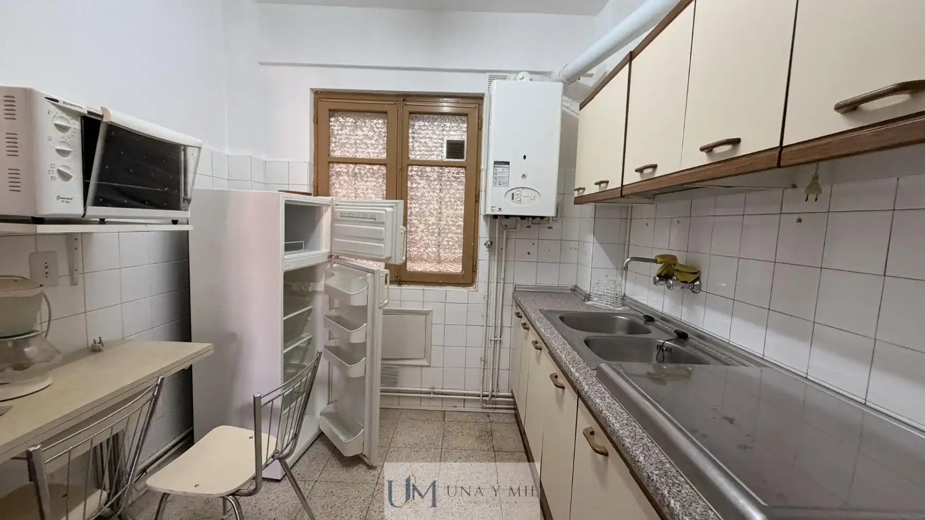 Kitchen of Flat for sale in Salamanca  with Heating, Terrace and Balcony
