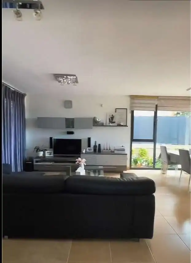 Chalet con piscina en venta en Calle de los Tornajos, imagen 4