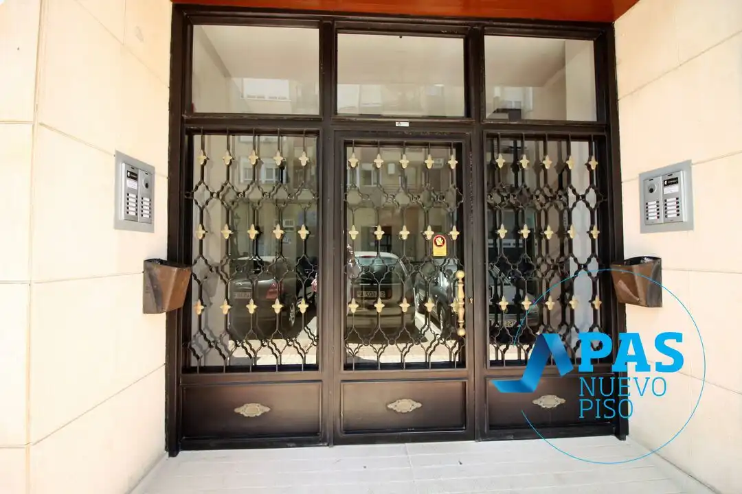 Piso en venta en Camargo con Terraza, Trastero y Amueblado