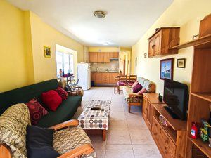 Sala d'estar de Pis en venda en La Oliva amb Terrassa i Moblat