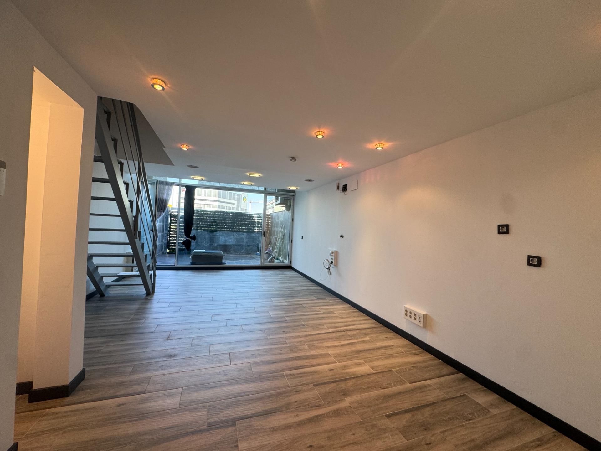 Loft en venda a Calle SINFONIA, Cuatro vientos