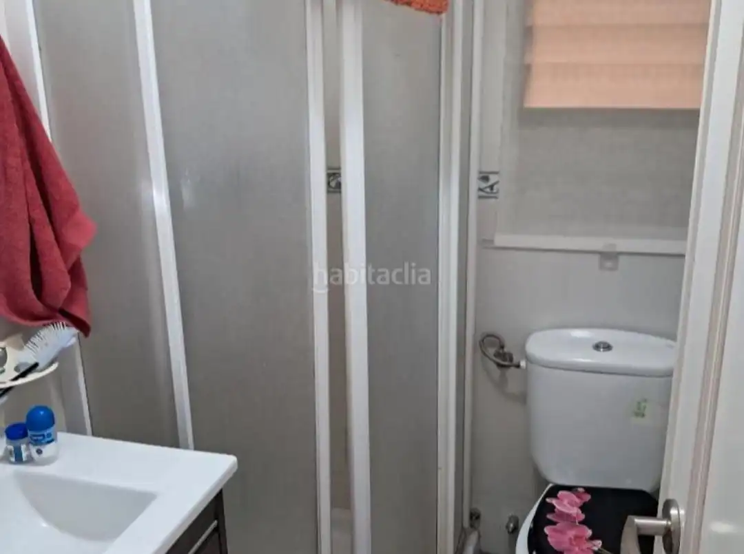 Bathroom of Attic for sale in Catarroja  with Air Conditioner, Terrace and Oven