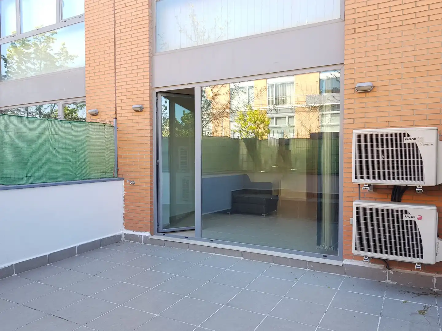 Terrasse von Maisonette zum Verkauf in Alcorcón mit Klimaanlage, Terrasse und Abstellraum