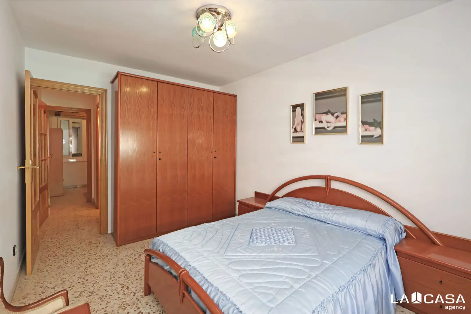 Habitación de Piso en venta en Esplugues de Llobregat con Balcón