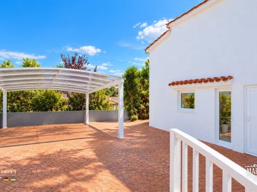 Casa amb jardí en venda a Lloret Blau - La Creu de Lloret