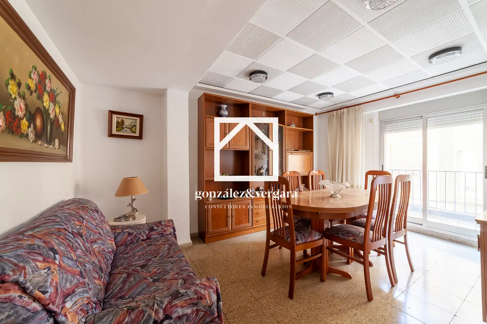 Comedor de Piso en venta en Burjassot con Balcón