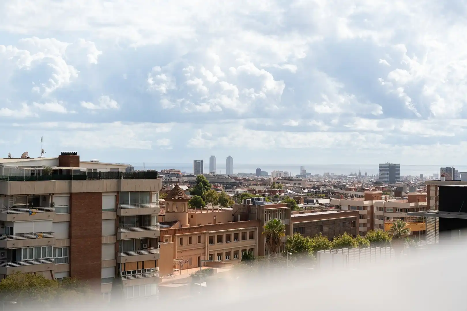 Außenansicht von Dachboden zum Verkauf in Barcelona mit Klimaanlage, Heizung und Terrasse
