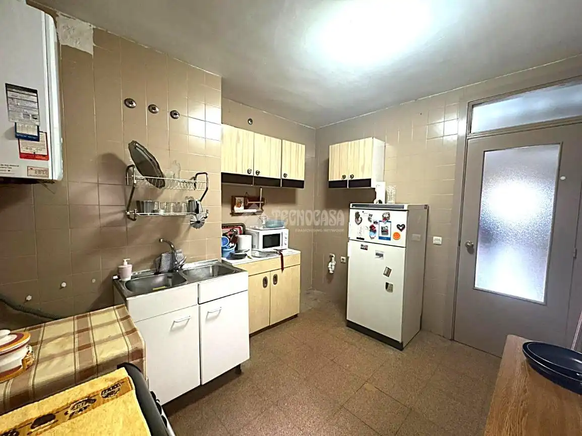 Kitchen of Flat for sale in Madrid
