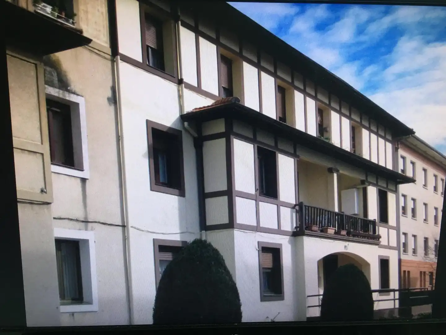 Vista exterior de Piso en venta en Sopela