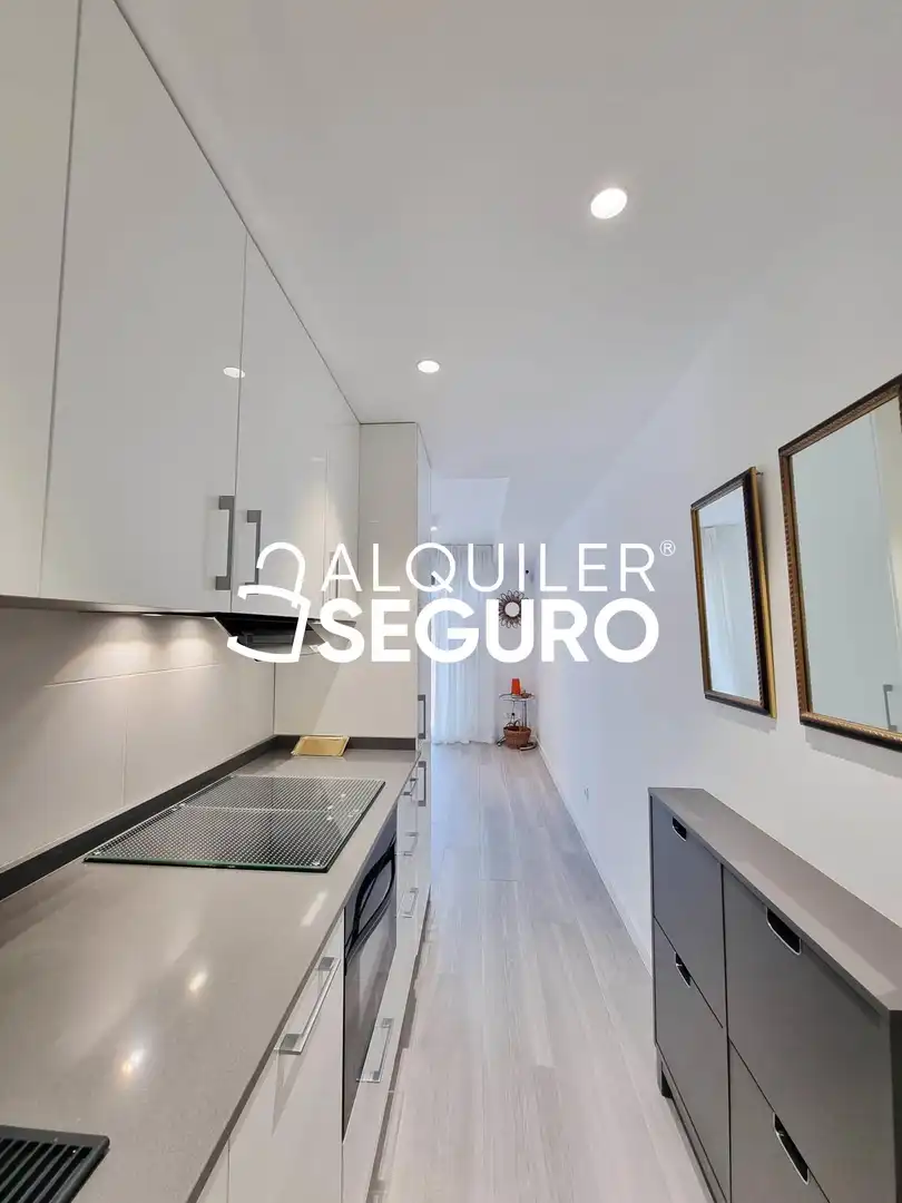 Cocina de Estudio de alquiler en Galapagar con Calefacción, Terraza y Piscina