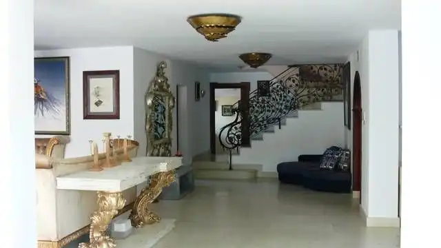 Casa amb piscina en venda a Estepona Pueblo, imagen 19