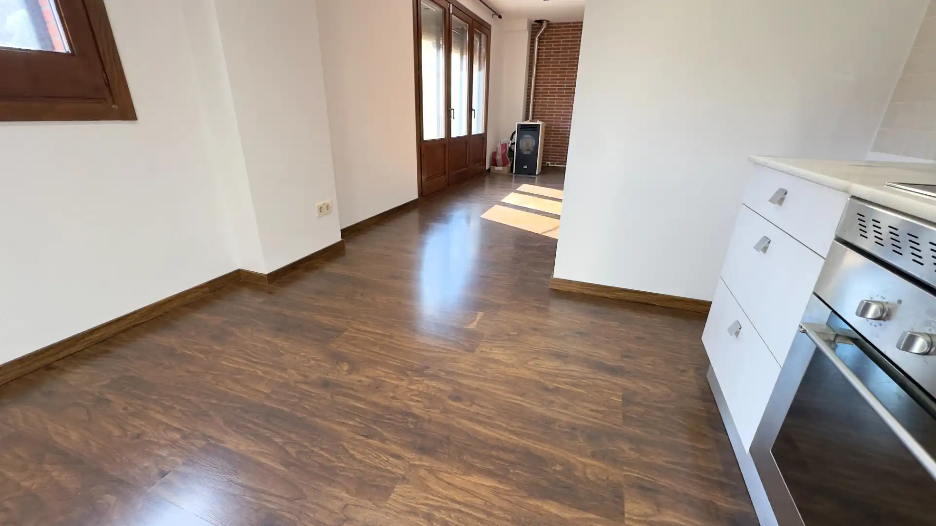 Sala de estar de Dúplex en venta en Sant Llorenç Savall con Calefacción, Parquet y Horno