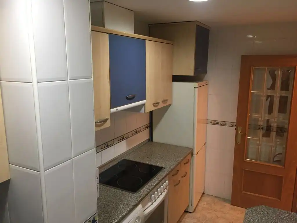 Kitchen of Flat for sale in Zaragoza  with Air Conditioner, Heating and Furnished