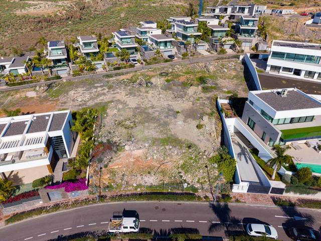 Terreno residencial en Venta en Calle María Zambrano en Abama