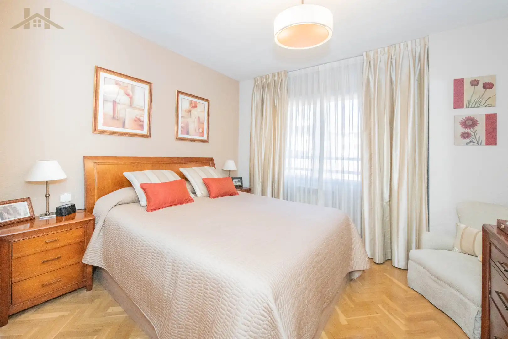 Dormitori de Pis en venda en Alcobendas amb Aire condicionat, Calefacció i Parquet