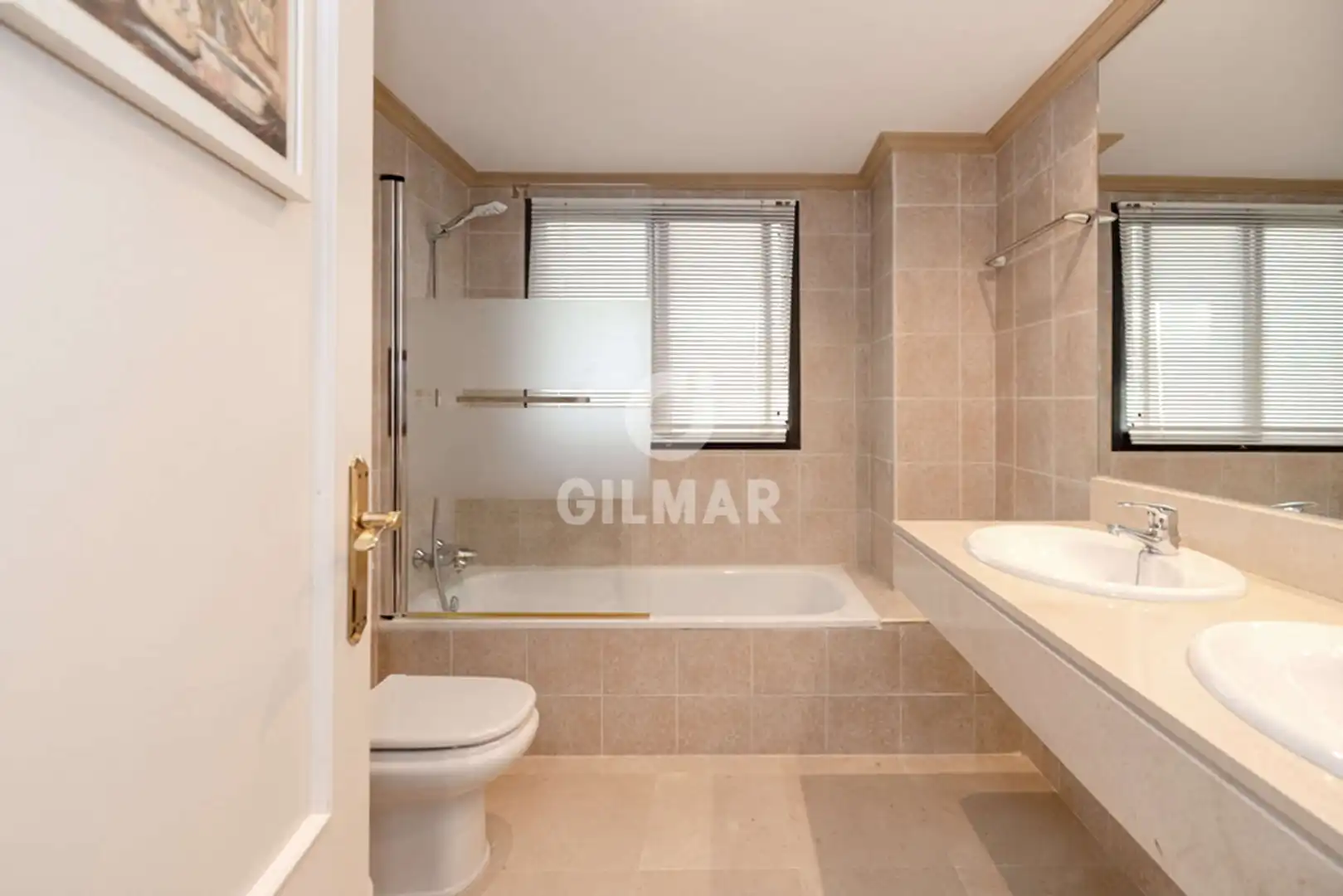 Apartament amb terrassa en venda a Selwo, imagen 40