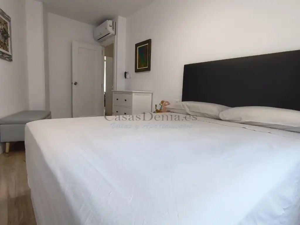 Bedroom of Flat for sale in Dénia