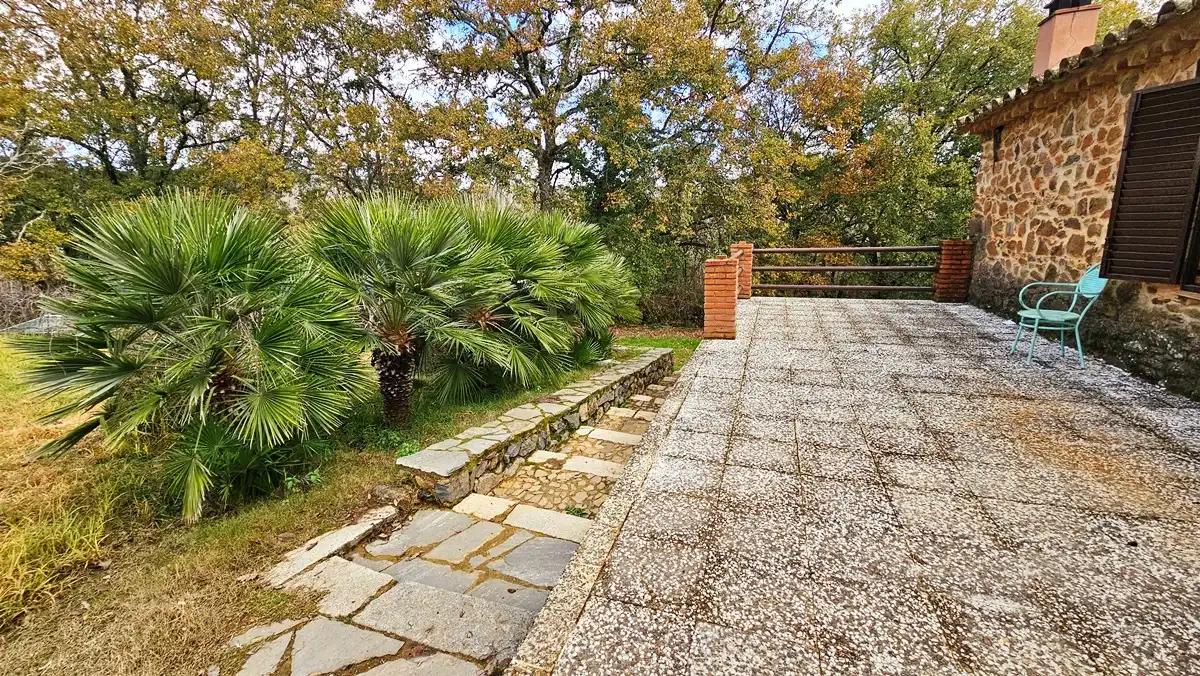 Vista exterior de Finca rústica en venta en Galaroza con Calefacción, Jardín privado y Terraza